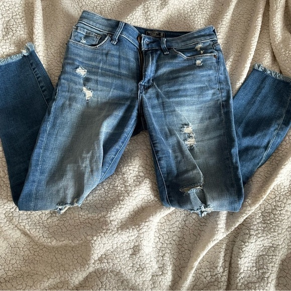 Abercrombie and Fitch Jeans - Picture 1 of 7